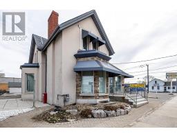 71 ALBERT STREET, Oshawa, Ontario