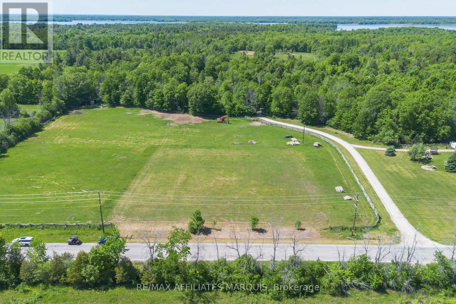 102 Bay Road, Rideau Lakes, Ontario  K0G 1L0 - Photo 2 - X13268970