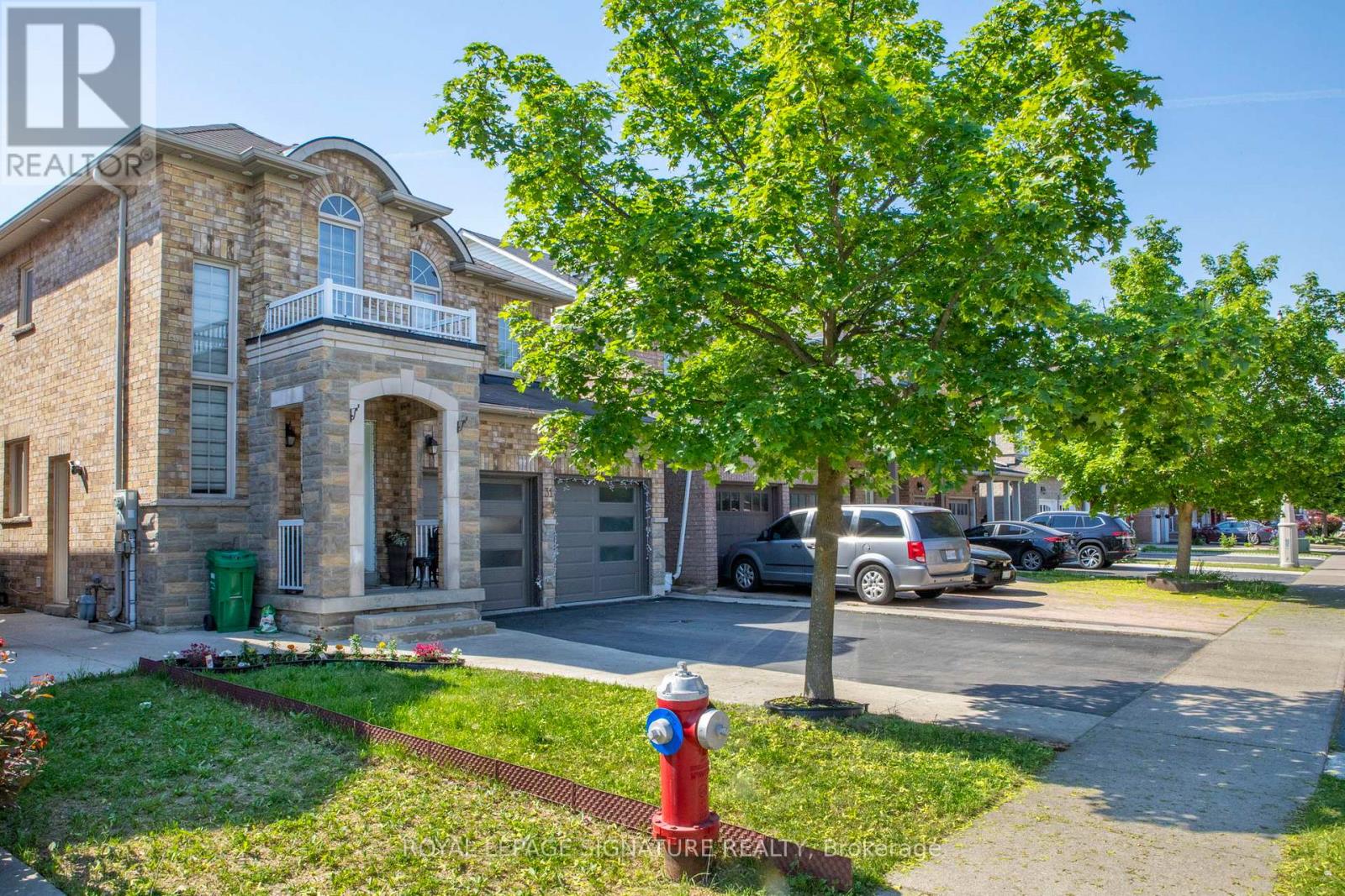 31 Kidbrook Road, Brampton, Ontario  L6P 2A6 - Photo 2 - W13250372