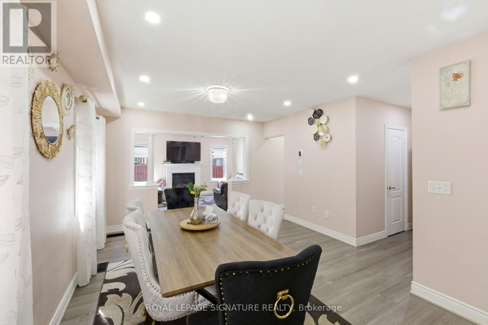 31 Kidbrook Road, Brampton, Ontario  L6P 2A6 - Photo 9 - W13250372