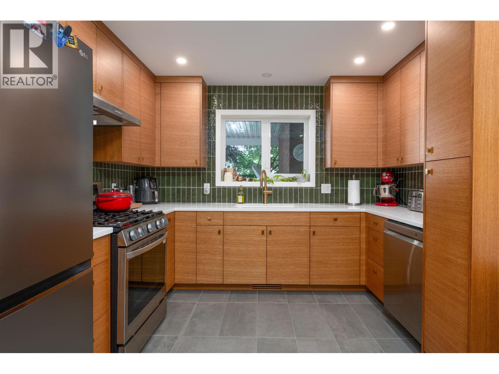 1734 Harper Drive, Prince George, British Columbia  V2M 2Y8 - Photo 3 - R3132952