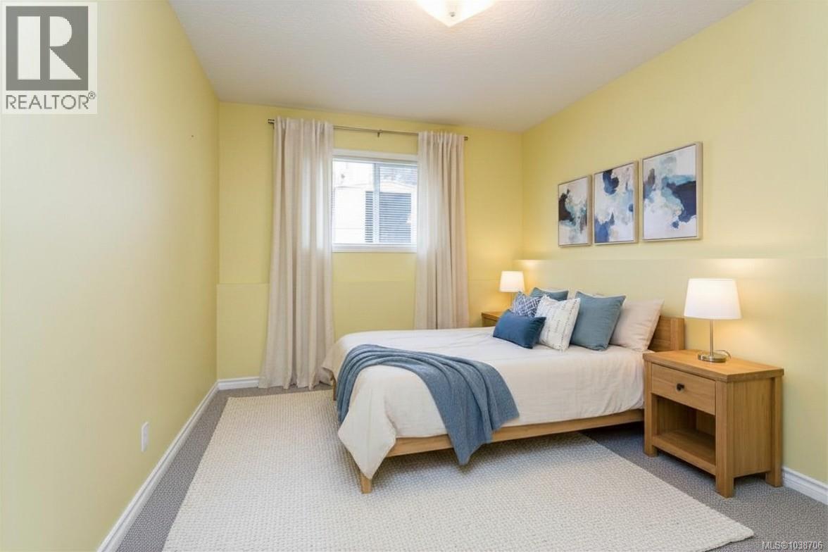 598 Tait St, Saanich, British Columbia  V8Z 2C9 - Photo 46 - 1038706
