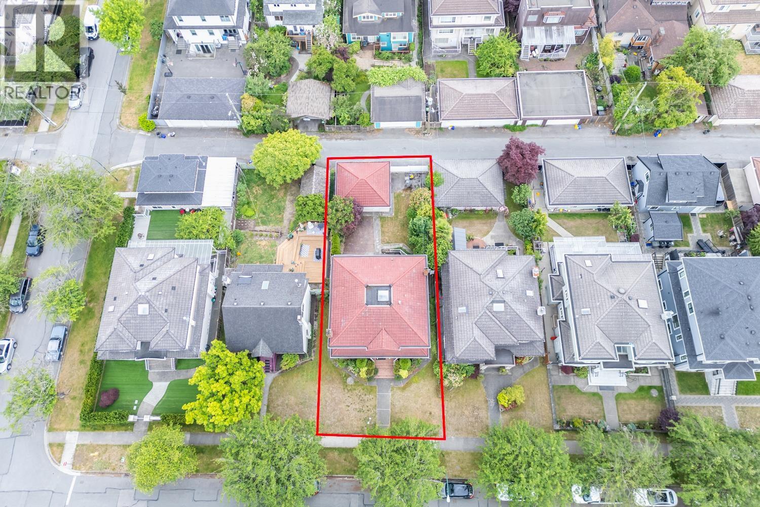 122 W 43rd Avenue, Vancouver, British Columbia  V5Y 2T7 - Photo 2 - R3122553