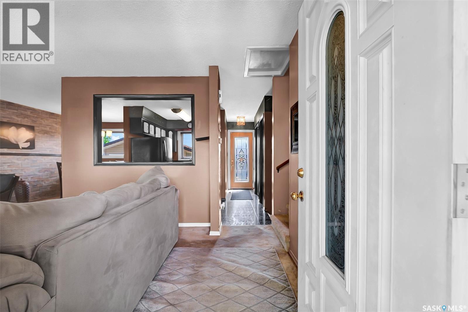 134 Devonshire Crescent, Saskatoon, Saskatchewan  S7L 5V7 - Photo 6 - SK038458