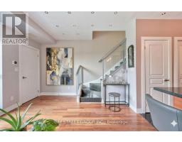 UPH3 - 1 AVONDALE AVENUE, Toronto, Ontario