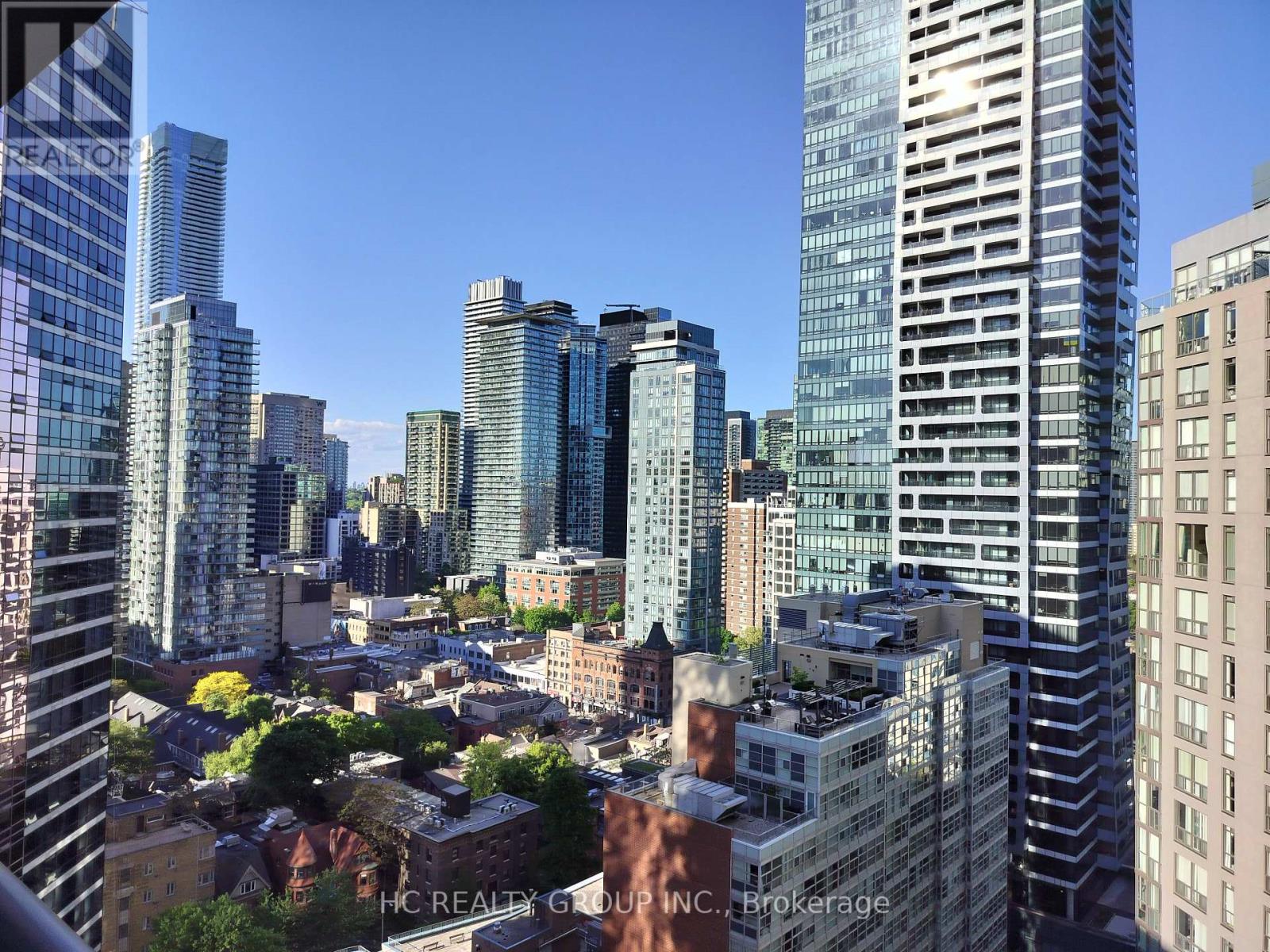 2218 - 955 Bay Street, Toronto, Ontario  M5S 2A2 - Photo 2 - C13265770