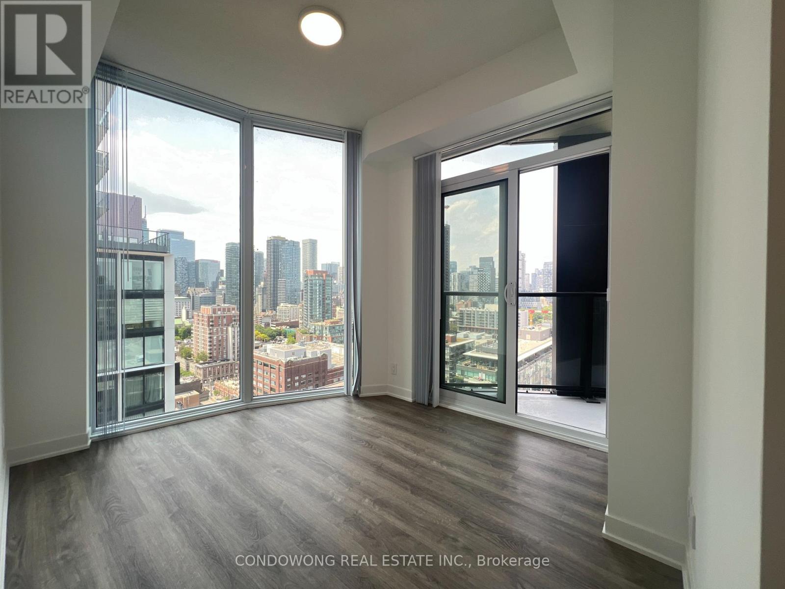2612 - 180 Front Street E, Toronto, Ontario  M5A 0A9 - Photo 5 - C13266948