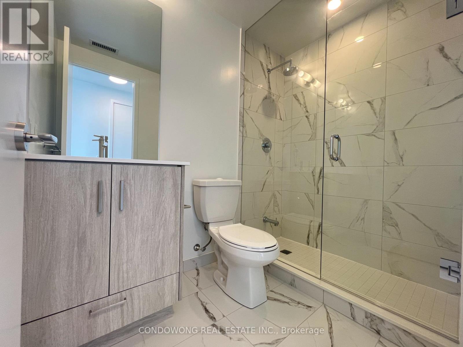 2612 - 180 Front Street E, Toronto, Ontario  M5A 0A9 - Photo 7 - C13266948