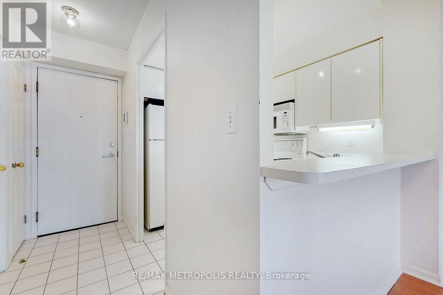 1114 - 7 Carlton Street, Toronto, Ontario  M5B 2M3 - Photo 10 - C13268536