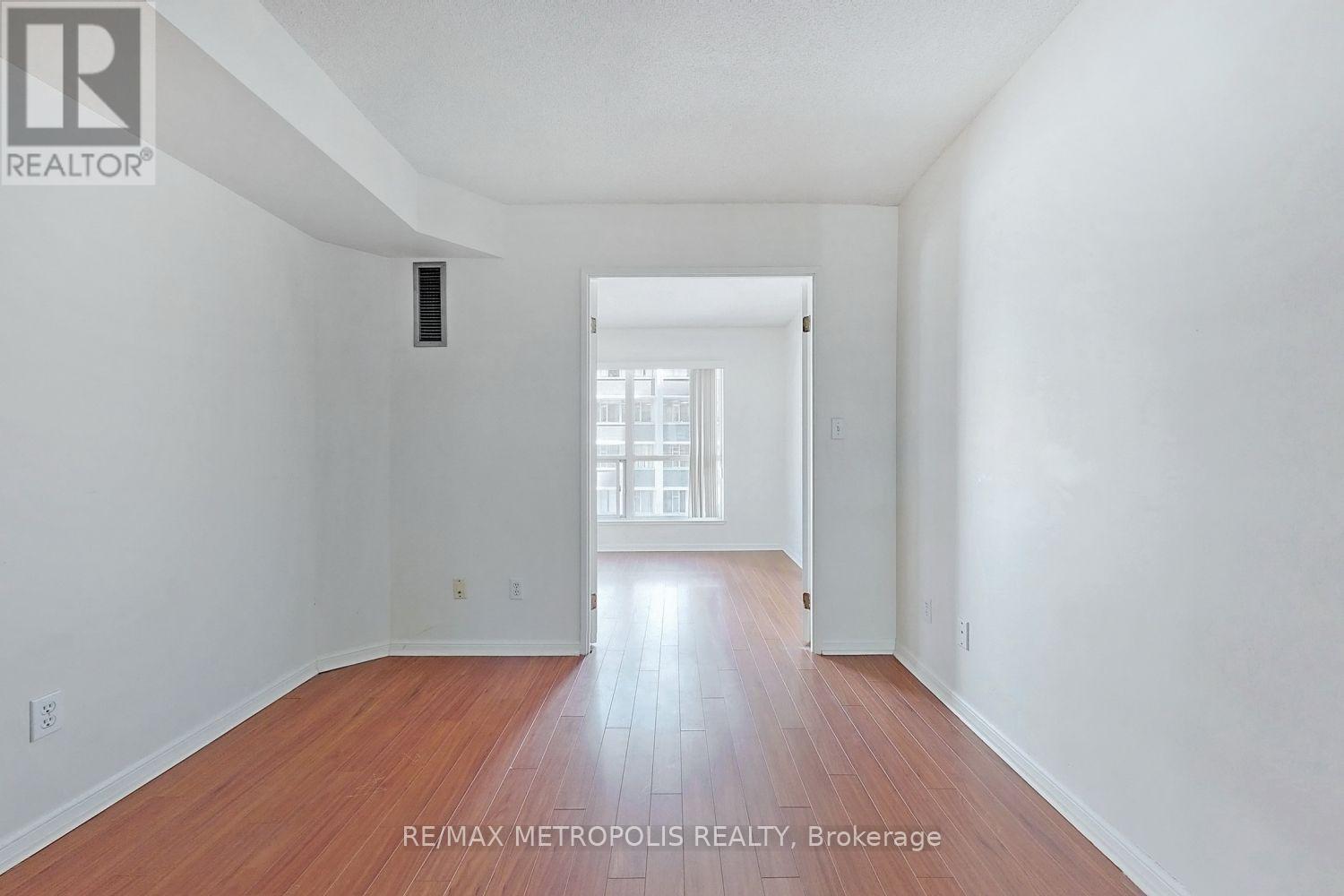 1114 - 7 Carlton Street, Toronto, Ontario  M5B 2M3 - Photo 17 - C13268536