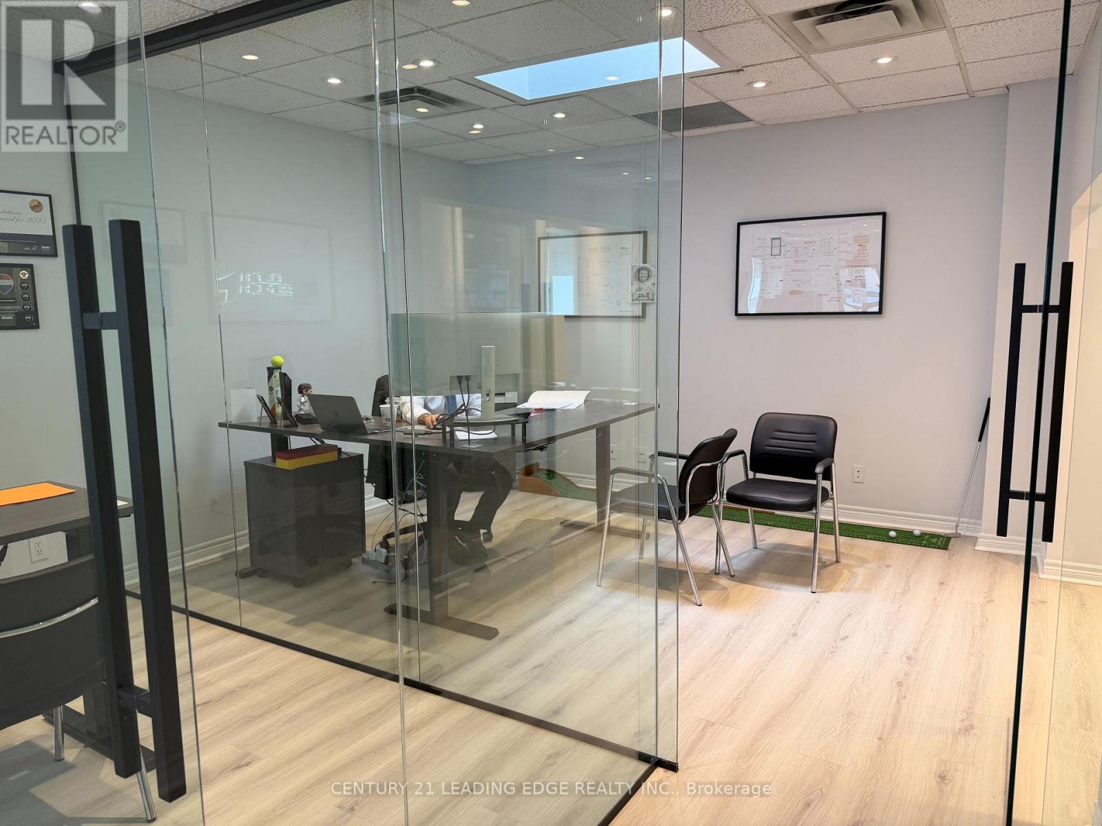 120 WILLOWDALE AVENUE, Toronto, Ontario