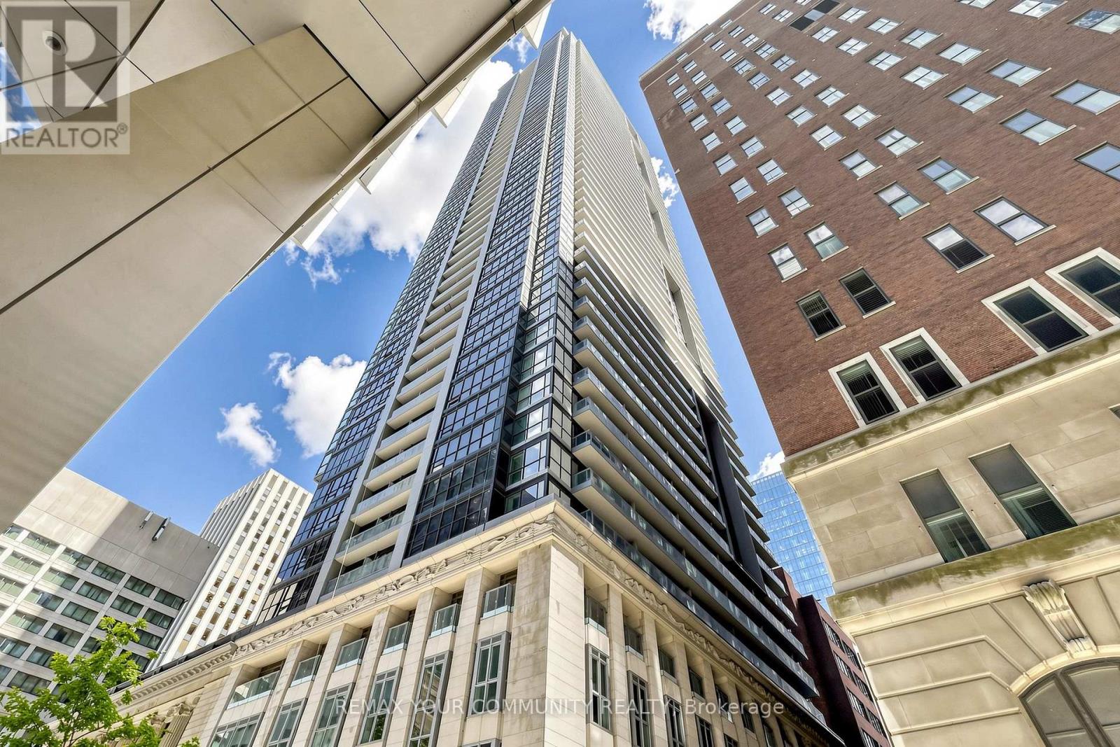2514 - 70 TEMPERANCE STREET, Toronto, Ontario