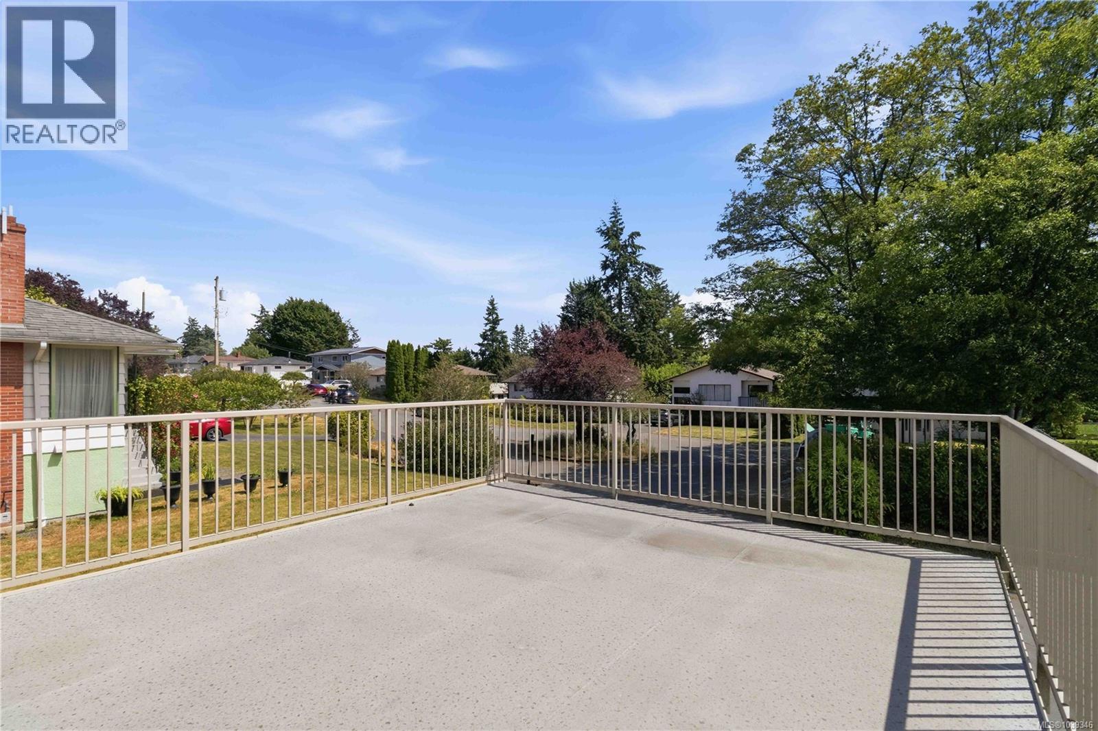 564 Oconnell Pl, Saanich, British Columbia  V8Z 2C4 - Photo 7 - 1039346