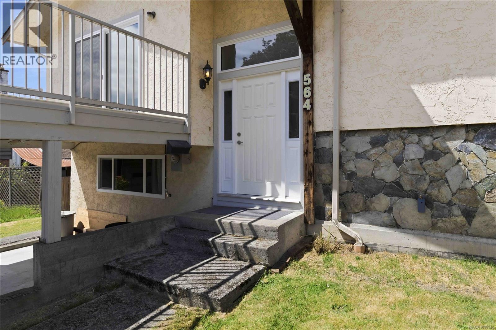 564 Oconnell Pl, Saanich, British Columbia  V8Z 2C4 - Photo 47 - 1039346