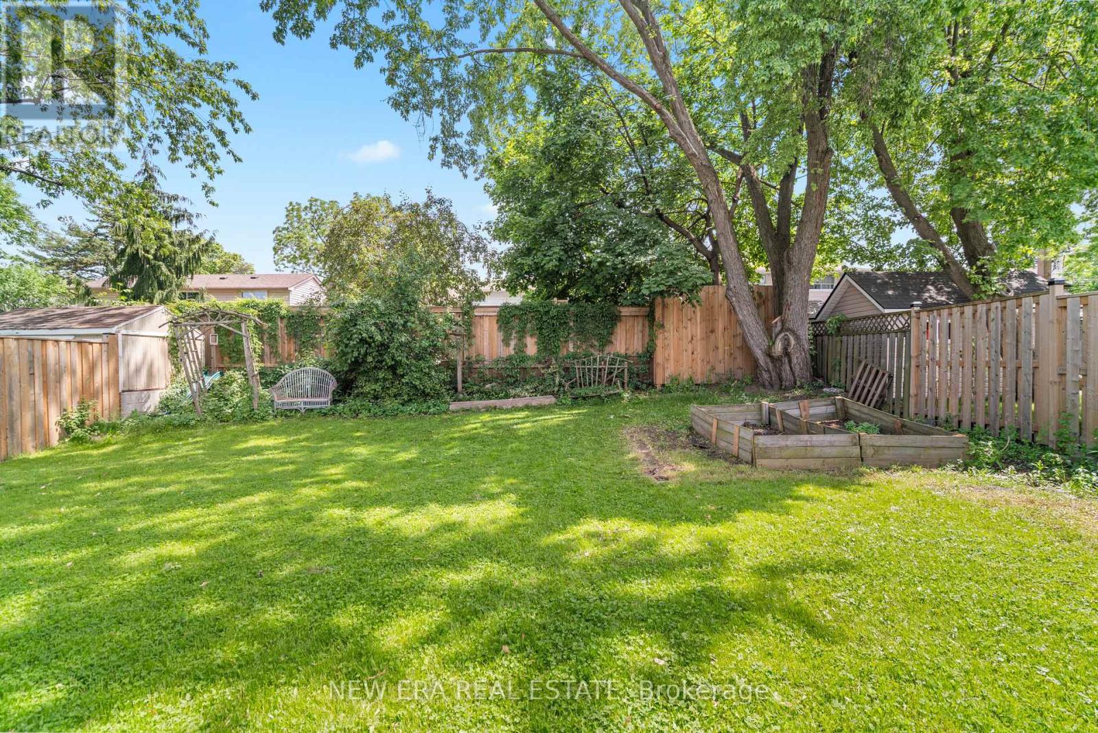 2598 Chalkwell Close, Mississauga, Ontario  L5J 2B9 - Photo 16 - W13266918
