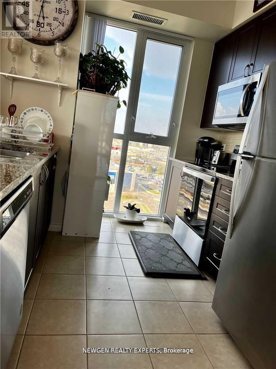 1805 - 349 Rathburn Road W, Mississauga, Ontario  L5B 0G9 - Photo 11 - W13267098