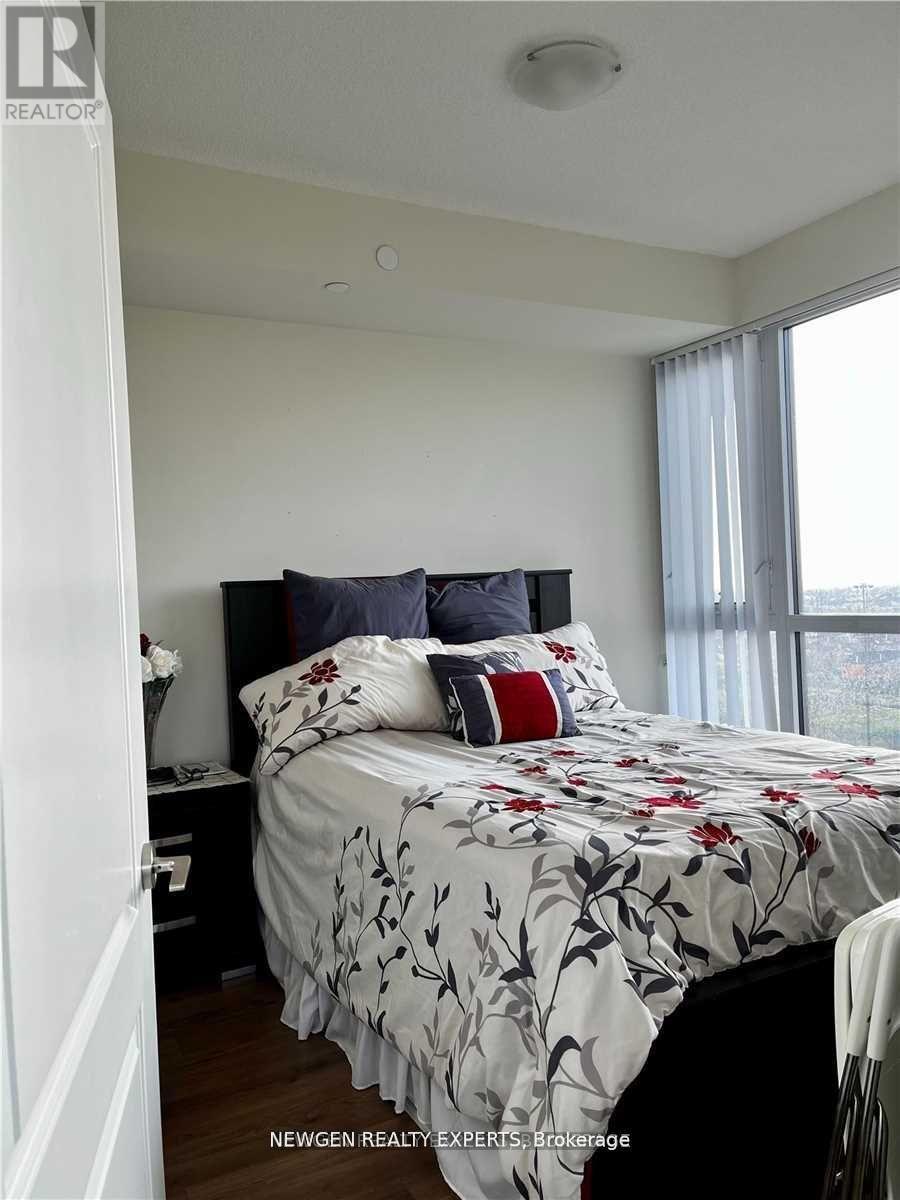1805 - 349 Rathburn Road W, Mississauga, Ontario  L5B 0G9 - Photo 12 - W13267098