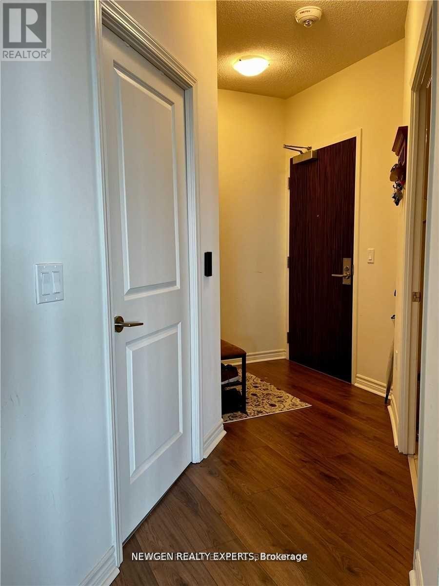 1805 - 349 Rathburn Road W, Mississauga, Ontario  L5B 0G9 - Photo 5 - W13267098