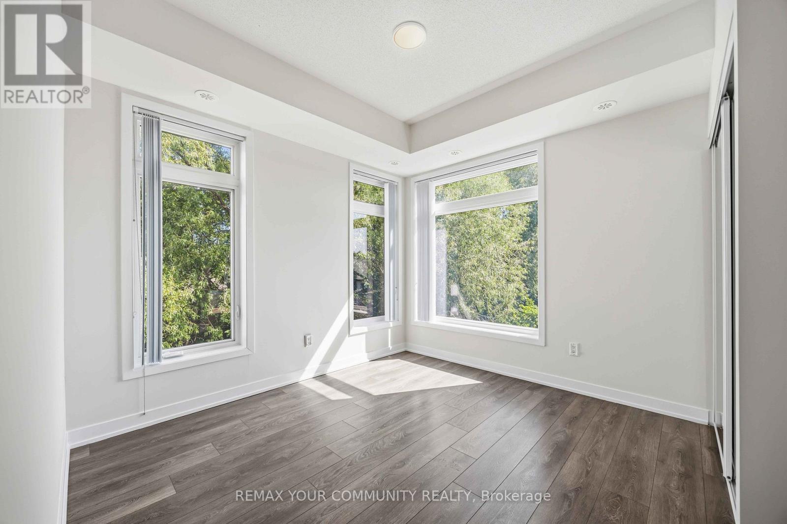 409 - 120 Canon Jackson Drive, Toronto, Ontario  M6M 0B9 - Photo 17 - W13267190