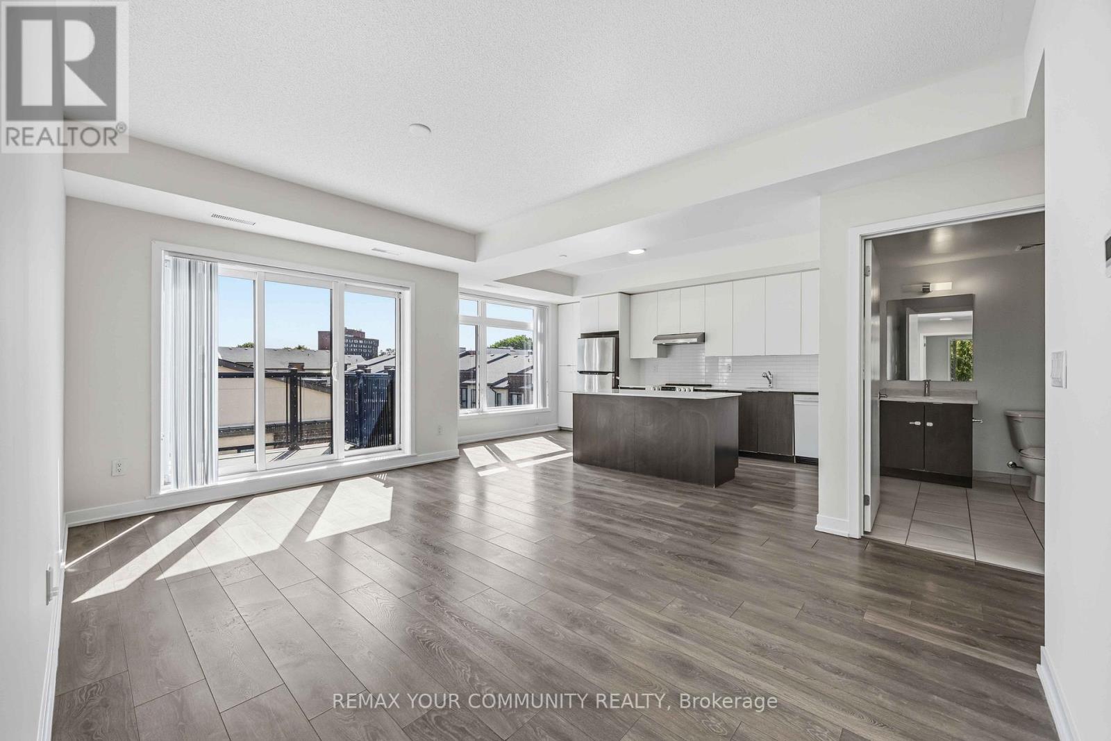 409 - 120 Canon Jackson Drive, Toronto, Ontario  M6M 0B9 - Photo 5 - W13267190