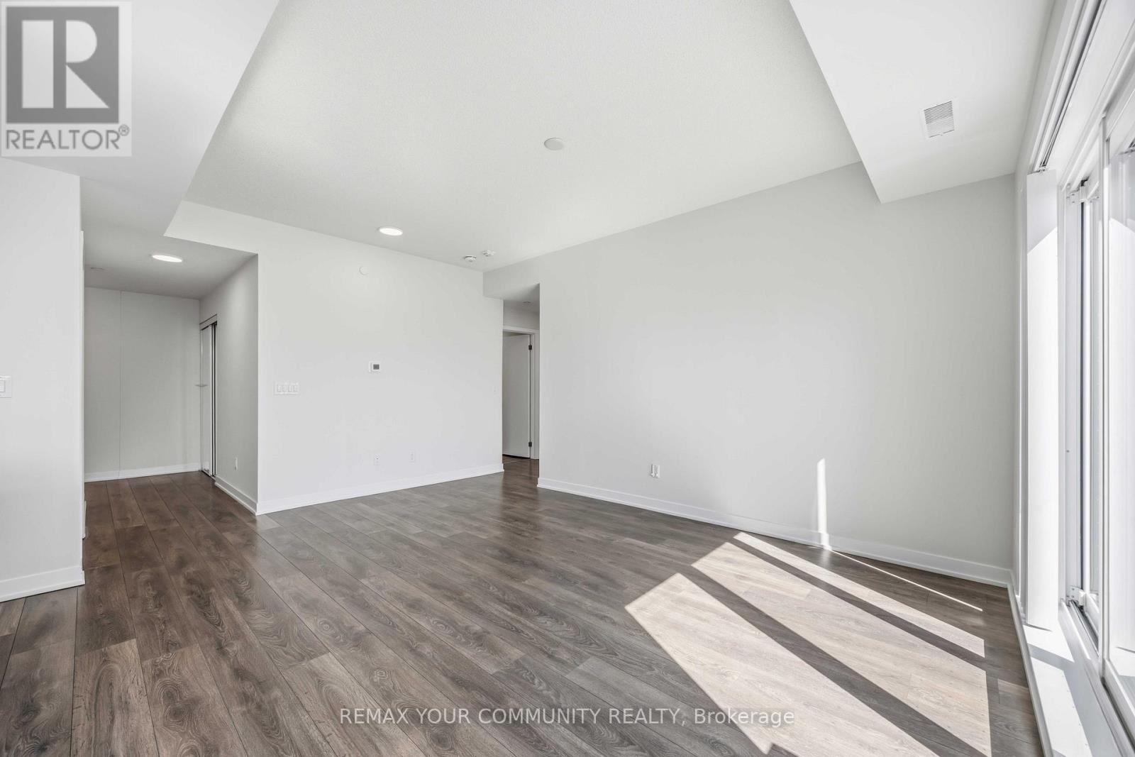 409 - 120 Canon Jackson Drive, Toronto, Ontario  M6M 0B9 - Photo 8 - W13267190