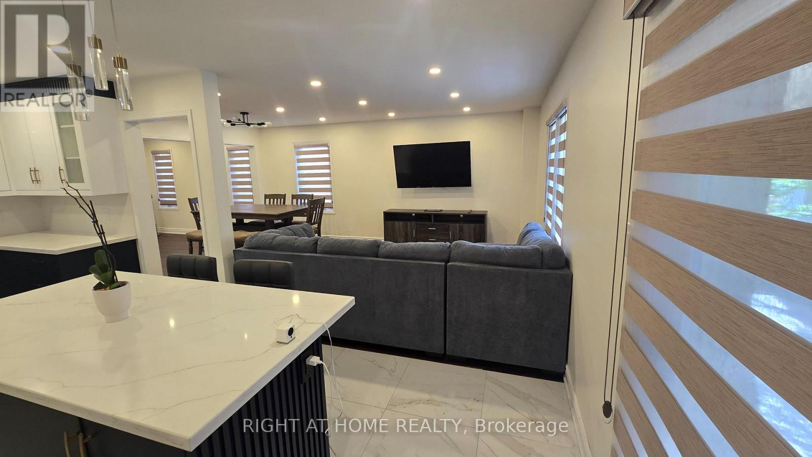 5372 Wilderness Trail, Mississauga, Ontario  L4Z 4A9 - Photo 8 - W13267318