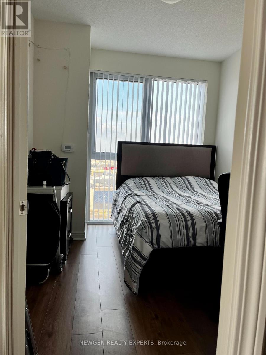 1805 - 349 Rathburn Road W, Mississauga, Ontario  L5B 0G9 - Photo 15 - W13267098