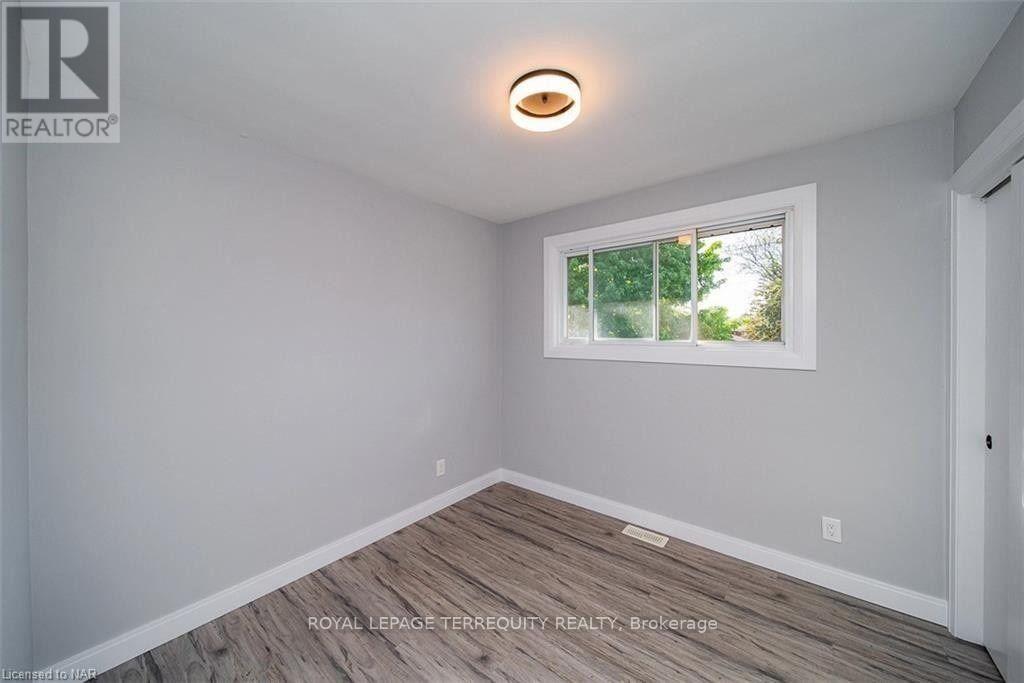 6712 Winston Street, Niagara Falls, Ontario  L2G 5G3 - Photo 12 - X13267540