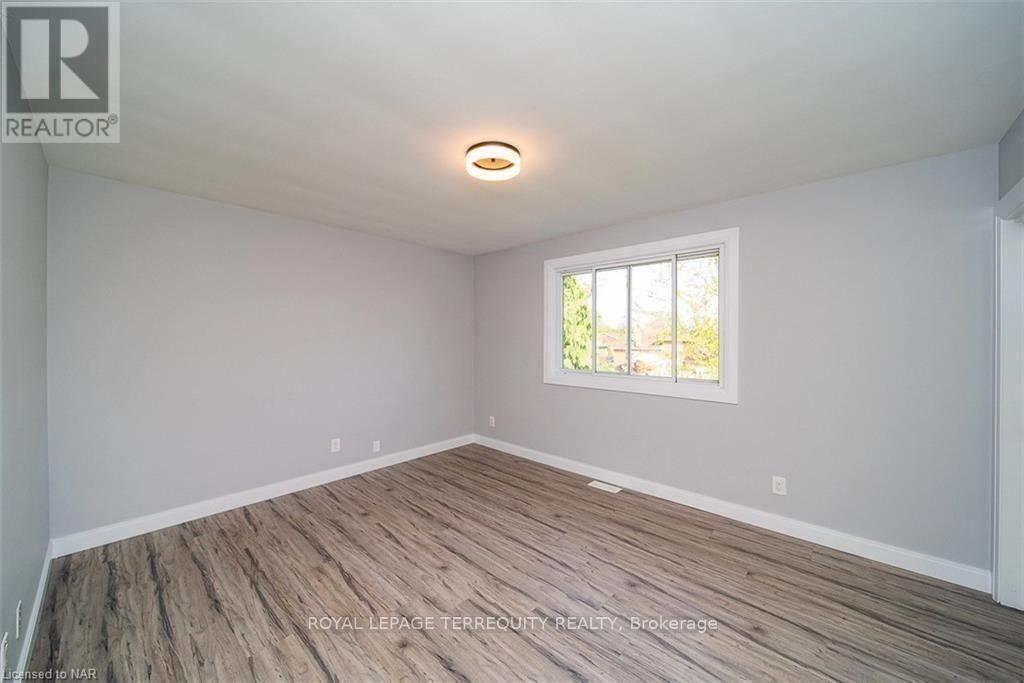 6712 Winston Street, Niagara Falls, Ontario  L2G 5G3 - Photo 14 - X13267540