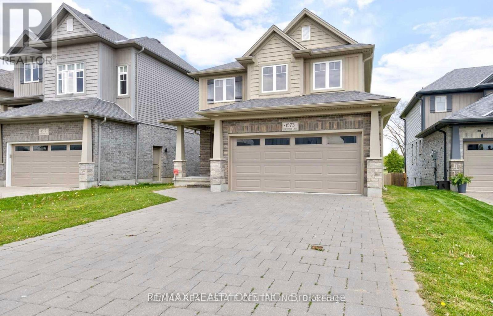 Lower - 1573 Horseshoe Crescent, London North, Ontario  N5X 0L3 - Photo 2 - X13268194
