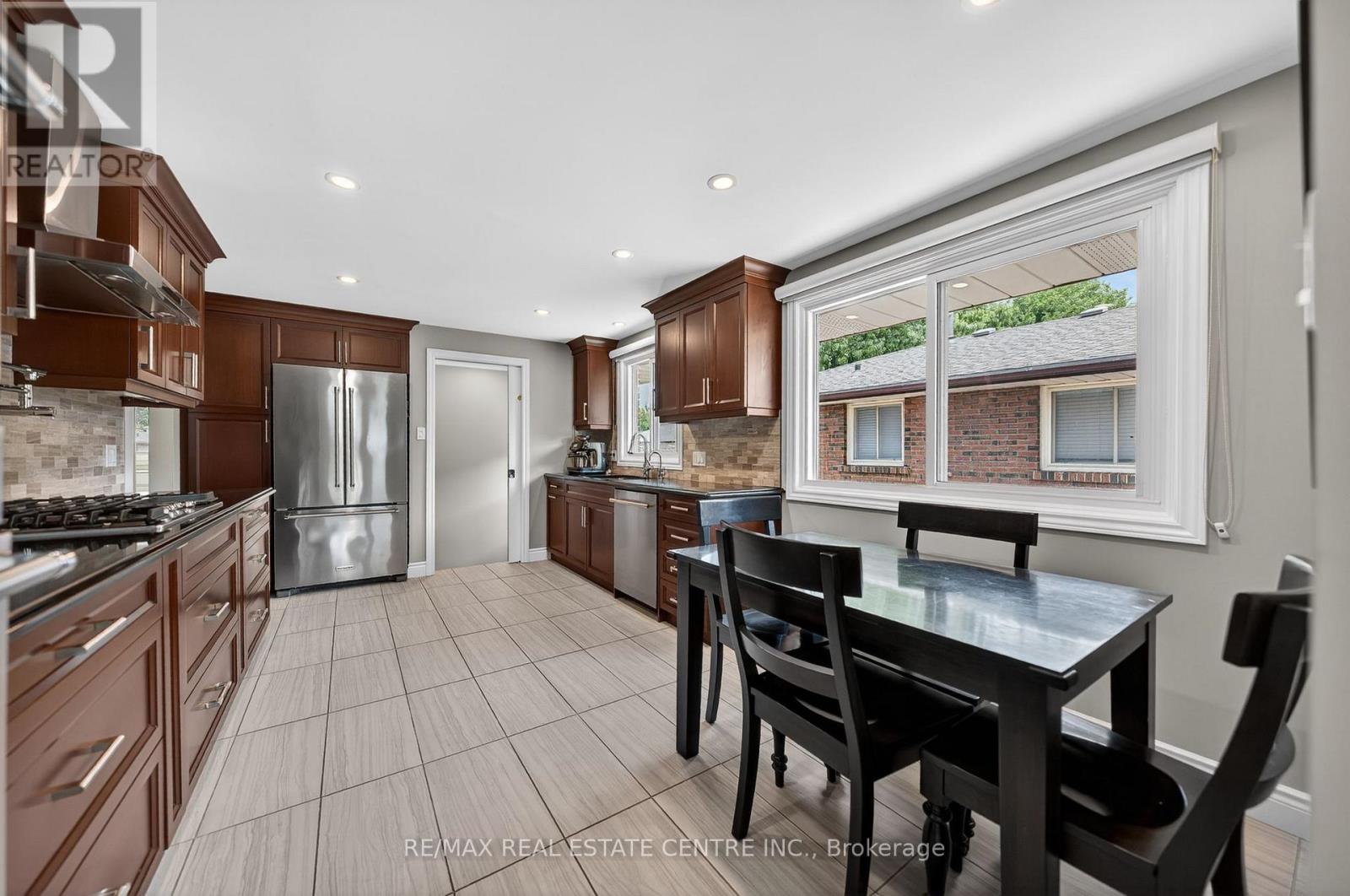 148 Wedgewood Drive, Cambridge, Ontario  N1S 3X9 - Photo 12 - X13269044