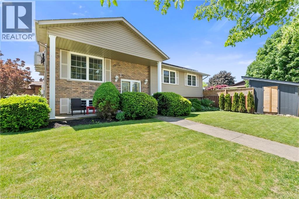 83 Amberwood Street, Stoney Creek, Ontario  L8J 1Z8 - Photo 3 - 40837356