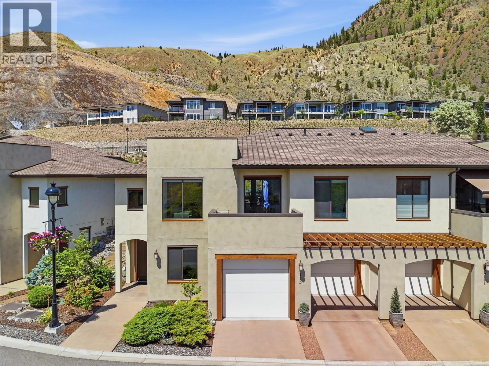 715 Belmonte Terrace