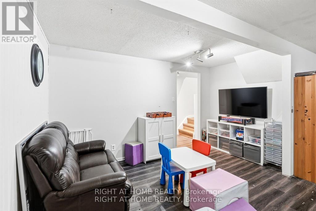 1633 Lafrance Drive, Ottawa, Ontario  K1E 2L7 - Photo 20 - X13271894
