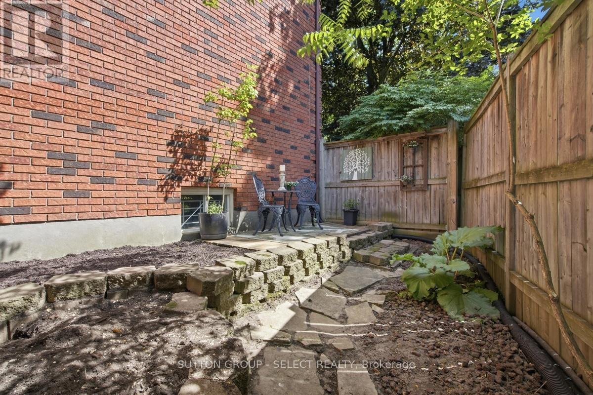 8 Somerset Crescent, London South, Ontario  N6K 3M2 - Photo 44 - X13250084