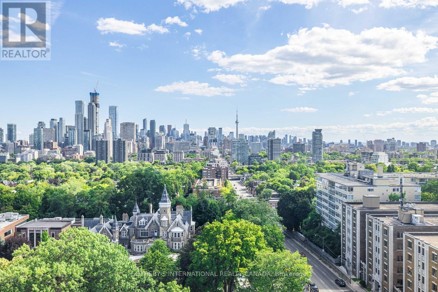 13 - 423 AVENUE ROAD, Toronto, Ontario