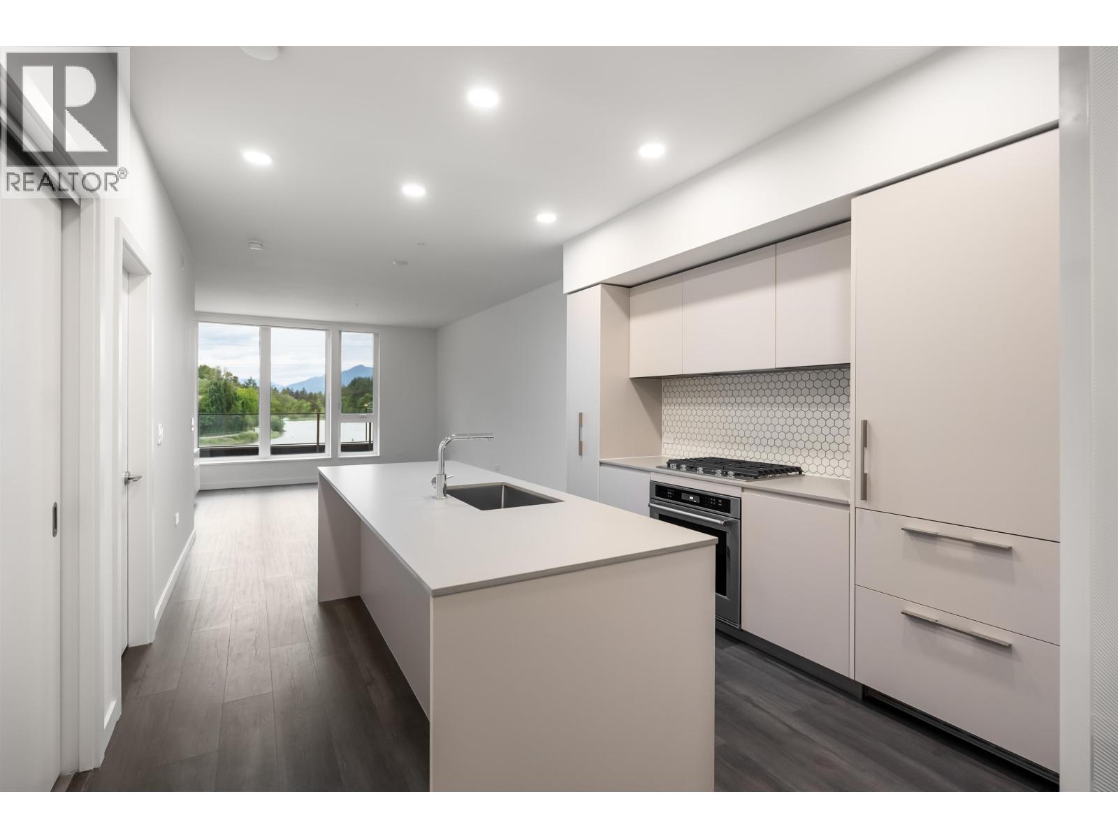 207 1500 Scott Crescent, Squamish, British Columbia  V8B 1G5 - Photo 2 - R3132949