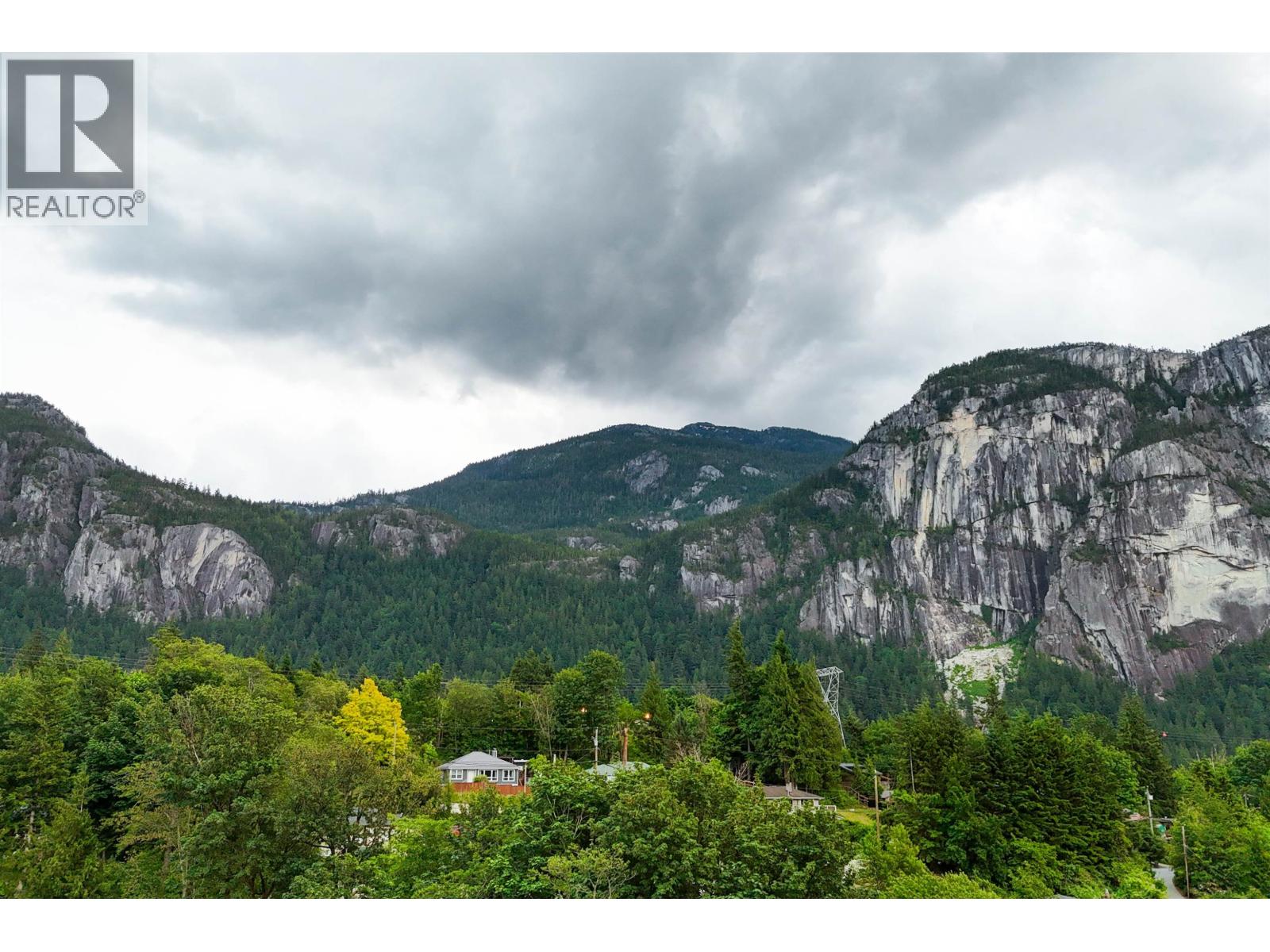 207 1500 Scott Crescent, Squamish, British Columbia  V8B 1G5 - Photo 25 - R3132949