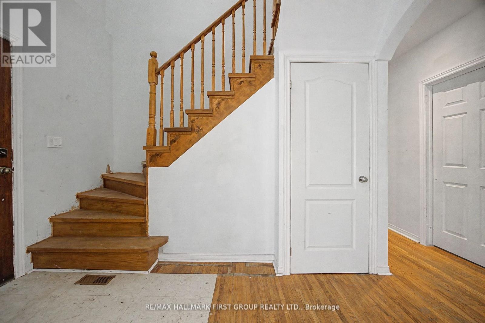 239 Davidson Street, Pickering, Ontario  L1V 2P9 - Photo 19 - E13270136