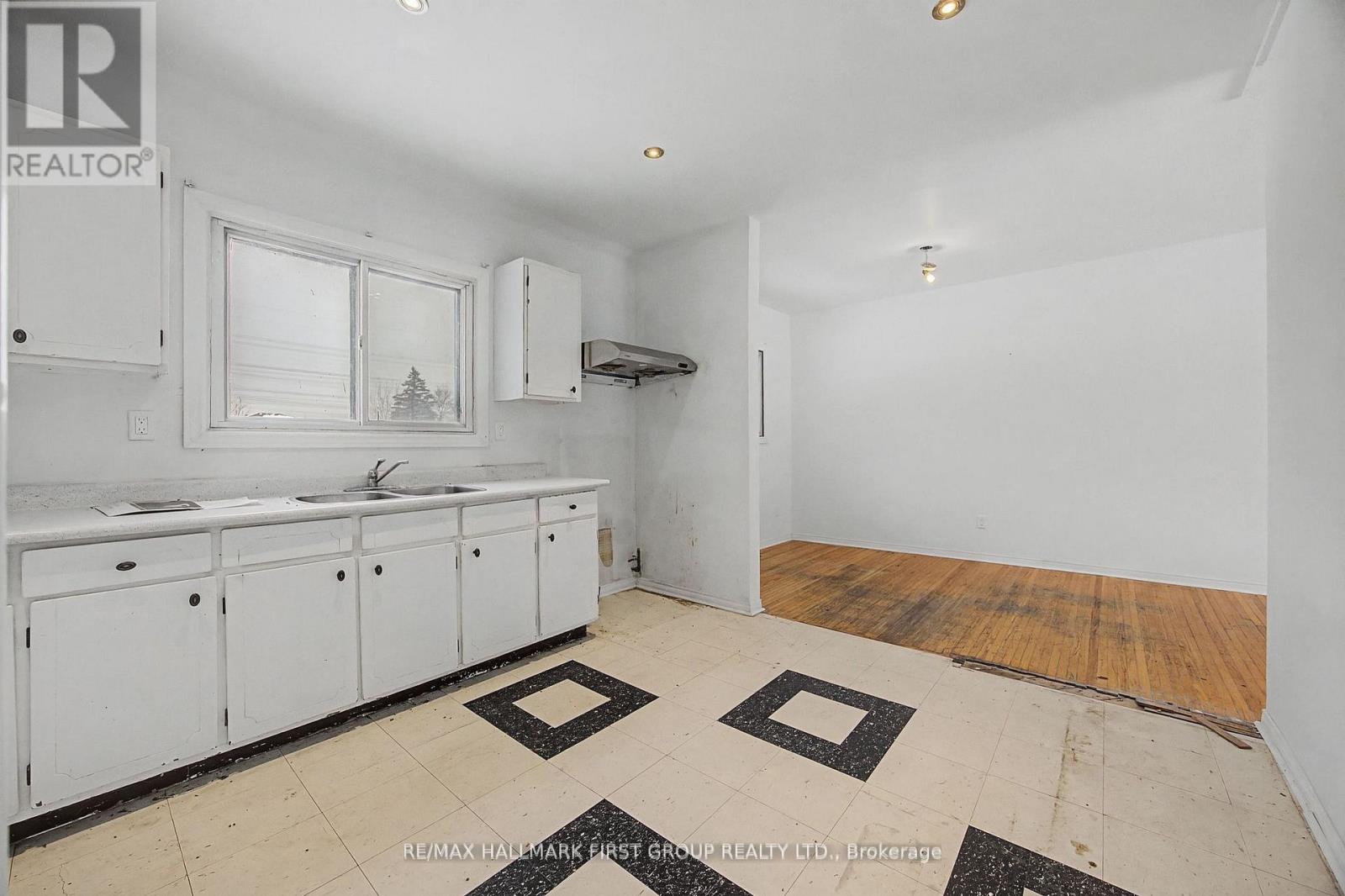 239 Davidson Street, Pickering, Ontario  L1V 2P9 - Photo 28 - E13270136