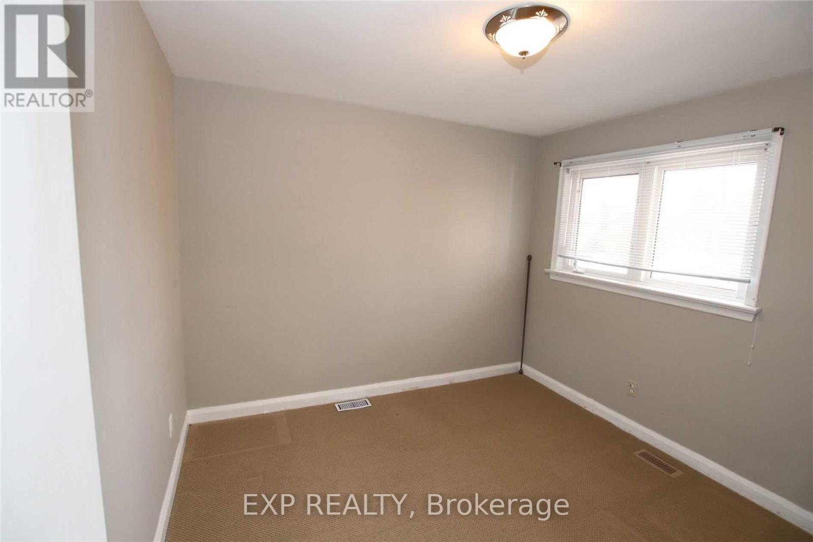 805 Glengrove Street, Oshawa, Ontario  L1J 5C7 - Photo 14 - E13271718