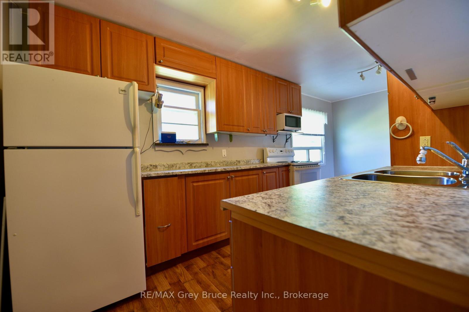 114 Lindsay Road 5, Northern Bruce Peninsula, Ontario  N0H 1W0 - Photo 14 - X13272752