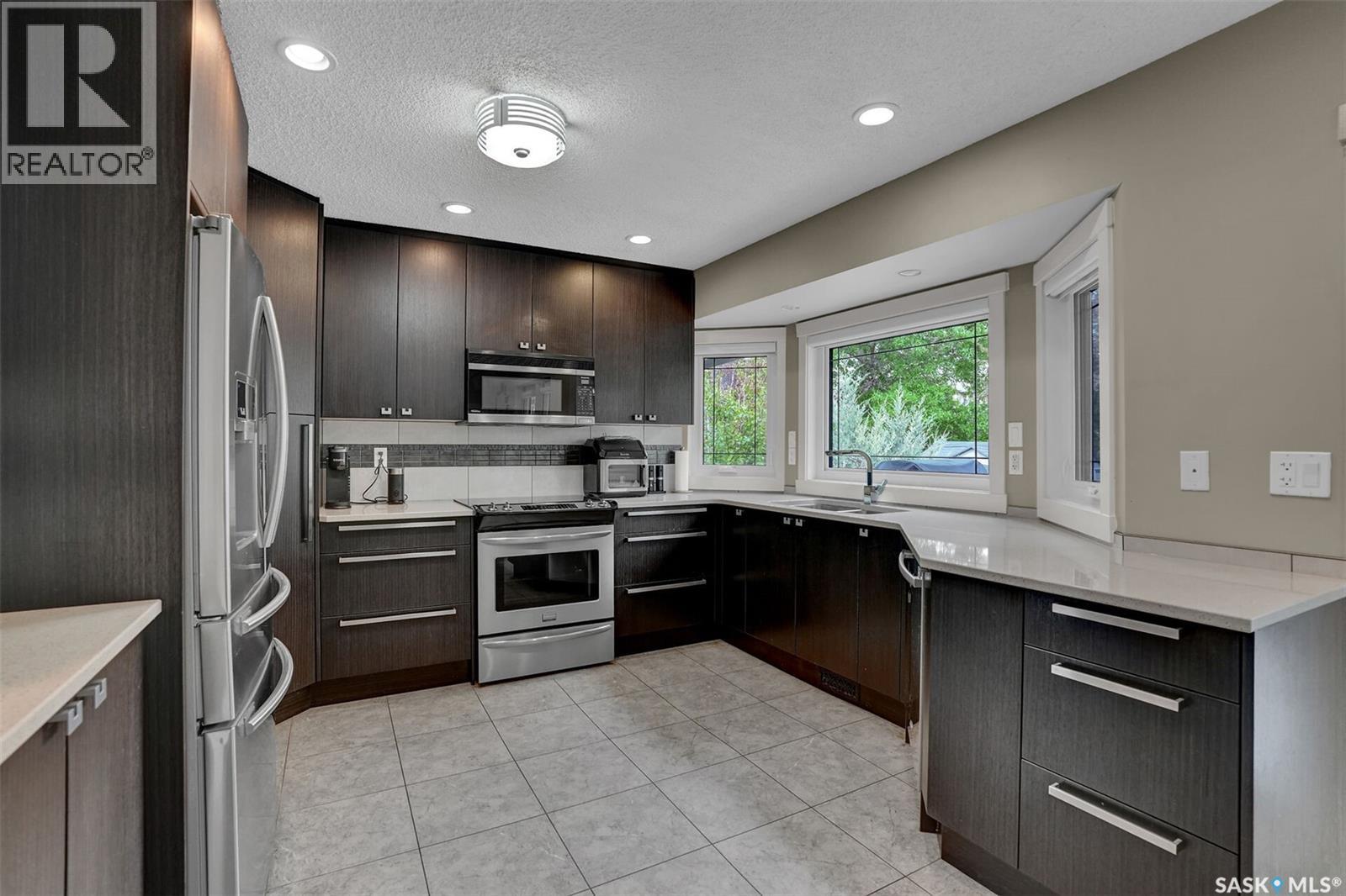 3402 Phaneuf Crescent E, Regina, Saskatchewan  S4V 1V4 - Photo 9 - SK038412