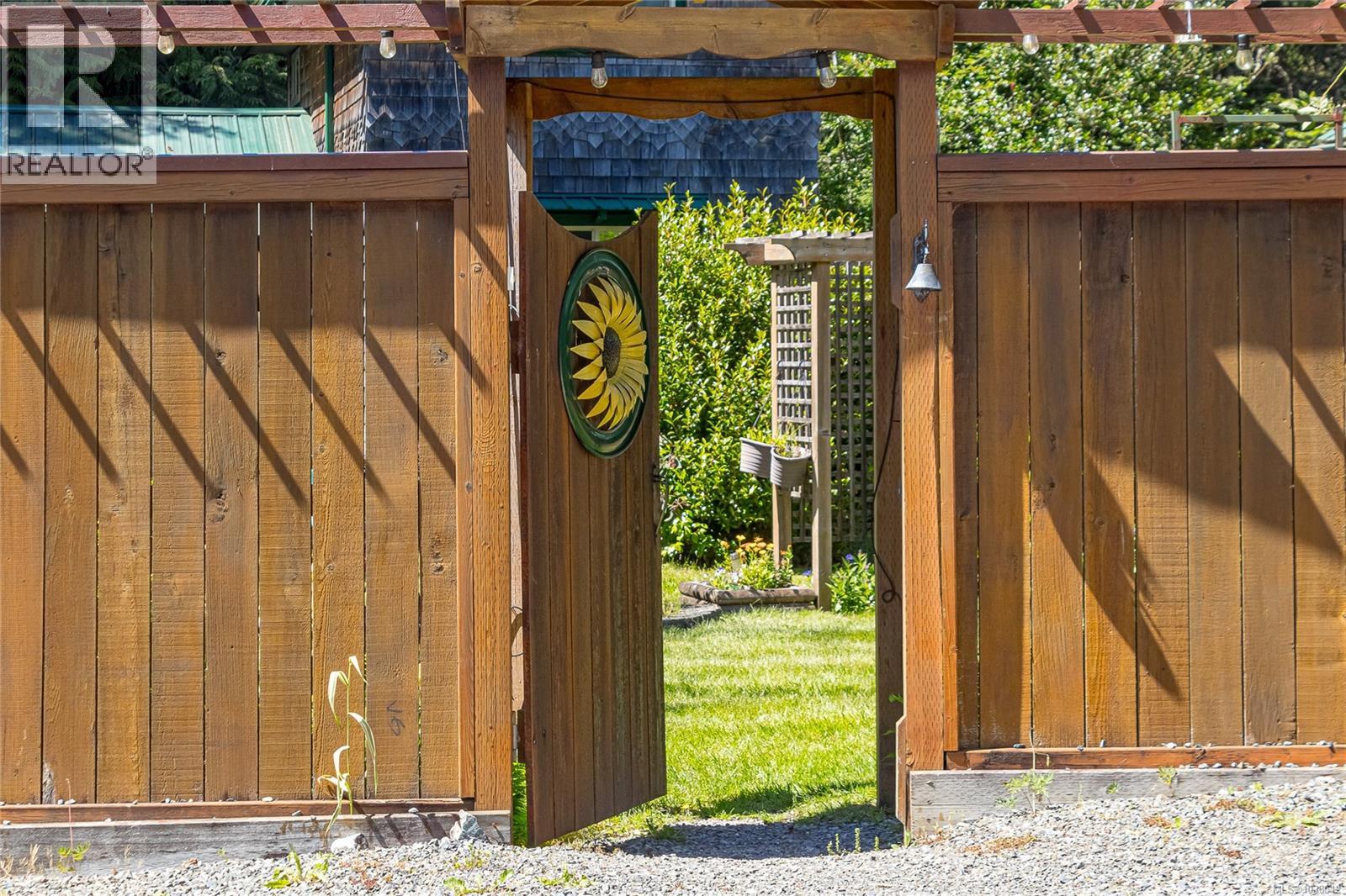 4611 Berbers Dr, Bowser, British Columbia  V0R 1G0 - Photo 14 - 1038542
