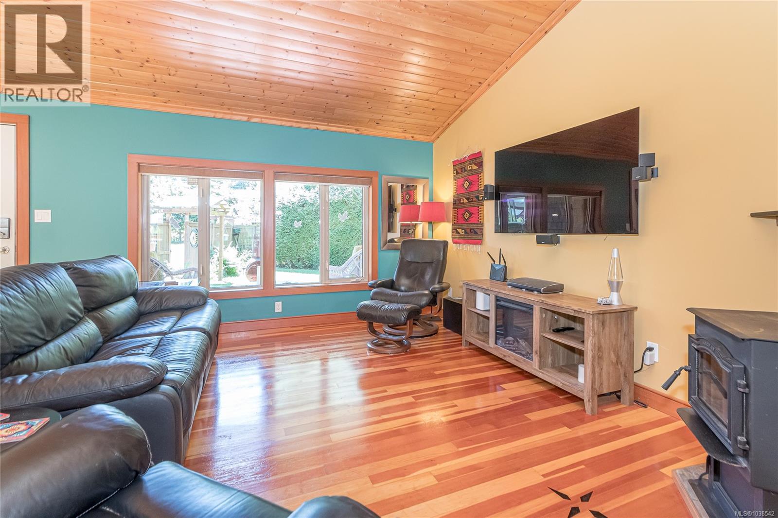 4611 Berbers Dr, Bowser, British Columbia  V0R 1G0 - Photo 18 - 1038542