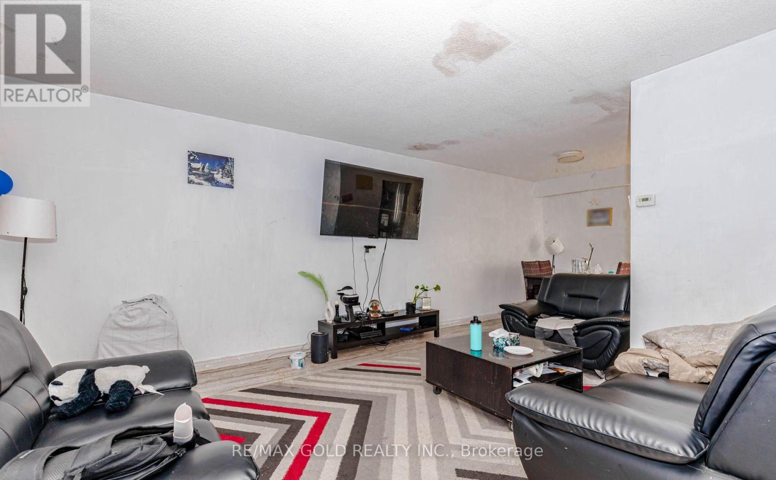 Unknown Address, ,     - Photo 9 - W13270366
