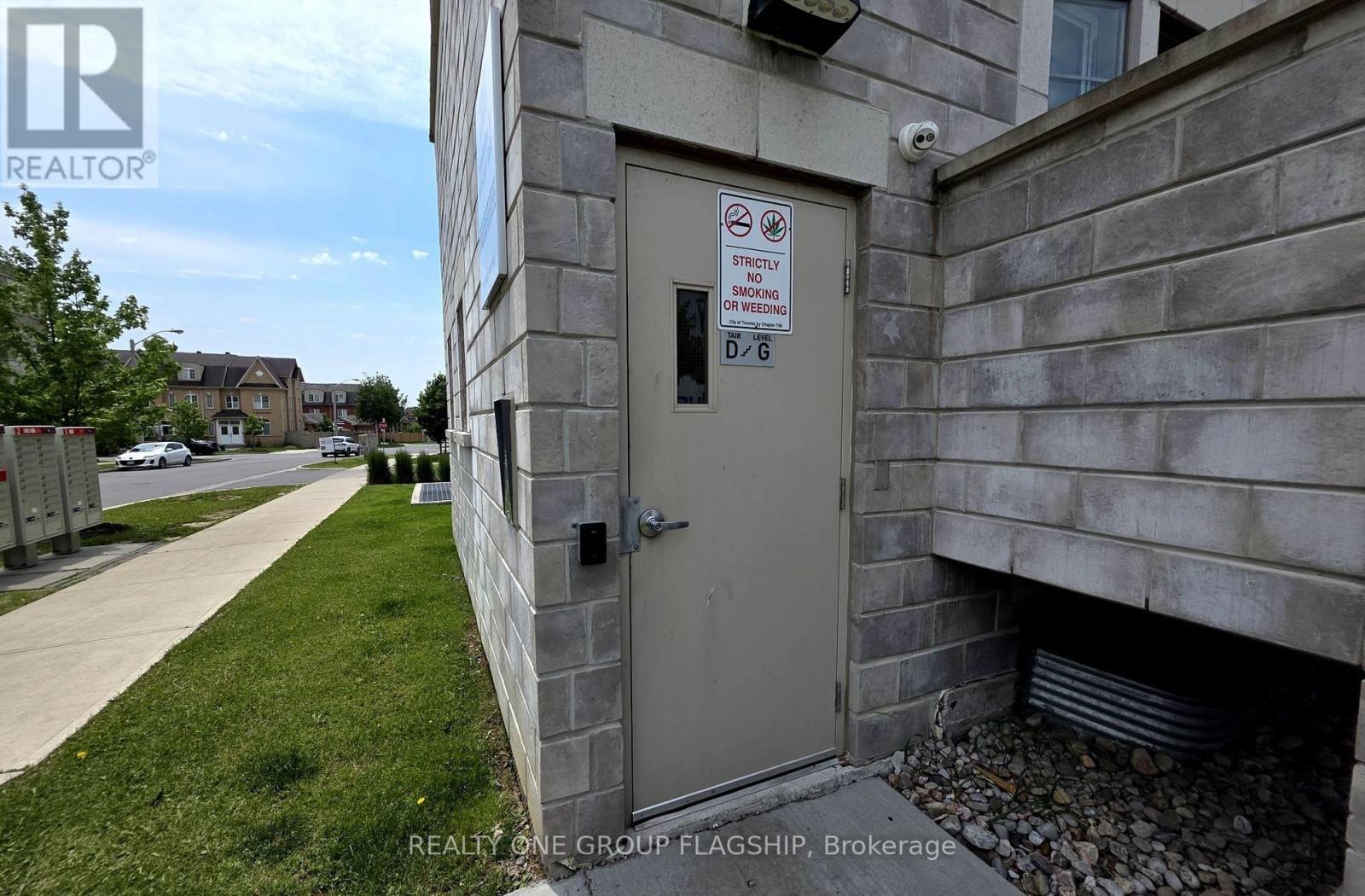 23 - 2355 Sheppard Avenue W, Toronto, Ontario  M9M 0E7 - Photo 16 - W13248698