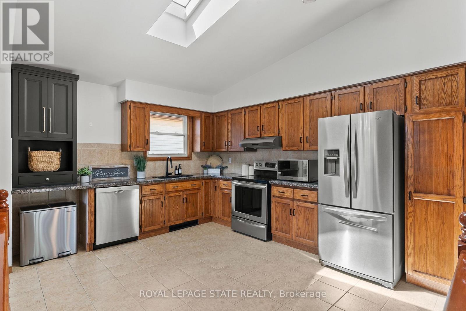 83 Amberwood Street, Hamilton, Ontario  L8J 1Z8 - Photo 11 - X13272558