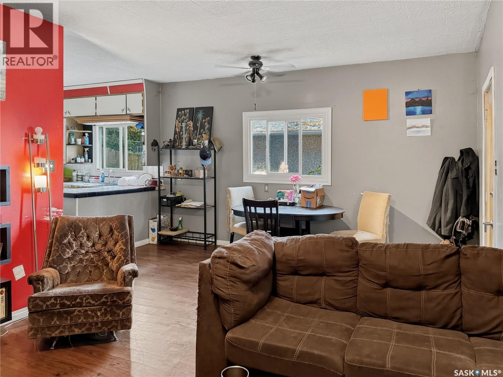 1041 3rd Street E, Prince Albert, Saskatchewan  S6V 0J4 - Photo 6 - SK038485