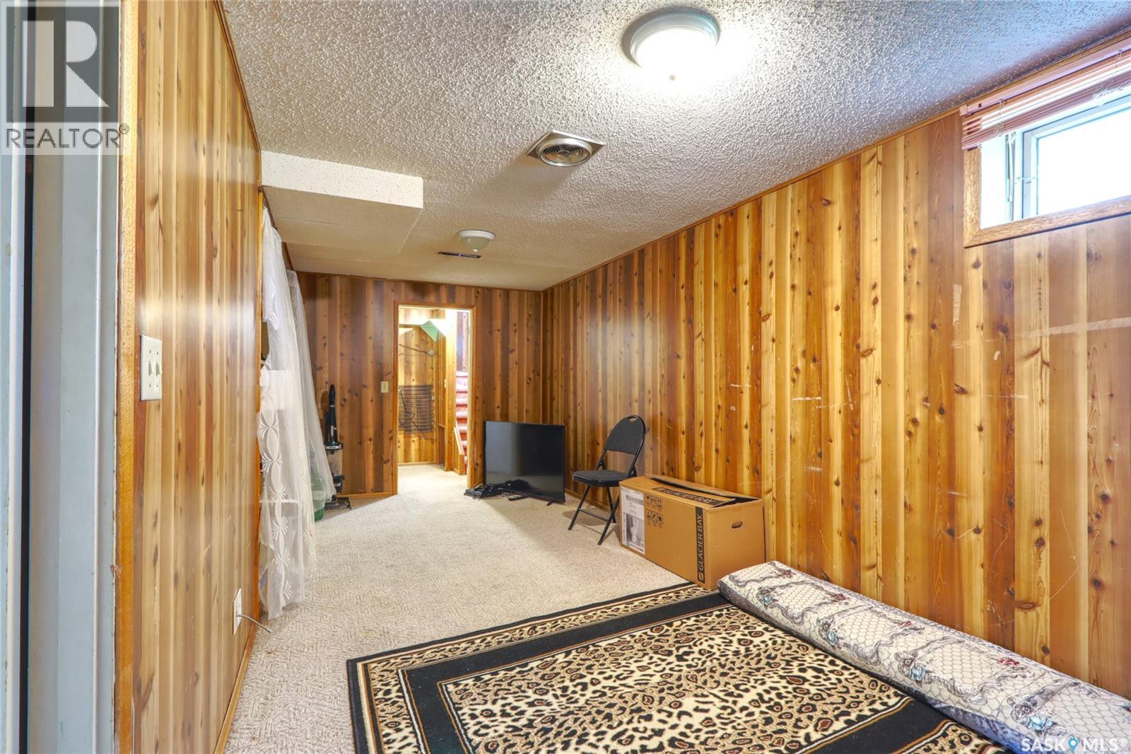 426 Robinson Street, Regina, Saskatchewan  S4R 3R4 - Photo 15 - SK038403